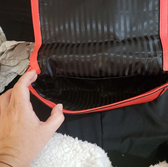 Purse - Picture 3 of 4